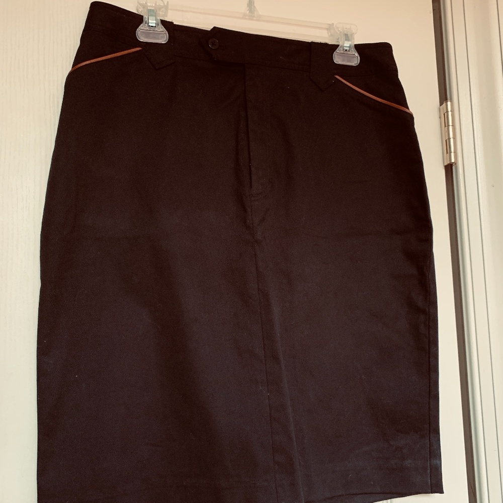 NWOT Lauren Jeans Co. polished cotton black skirt